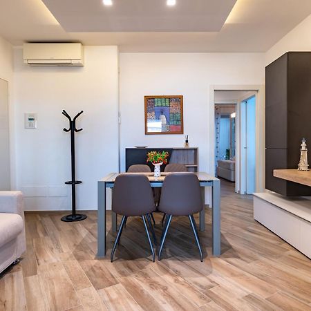 Monopoli Favolosa - Spacious 100Mq Apt. W/ Parking Extérieur photo