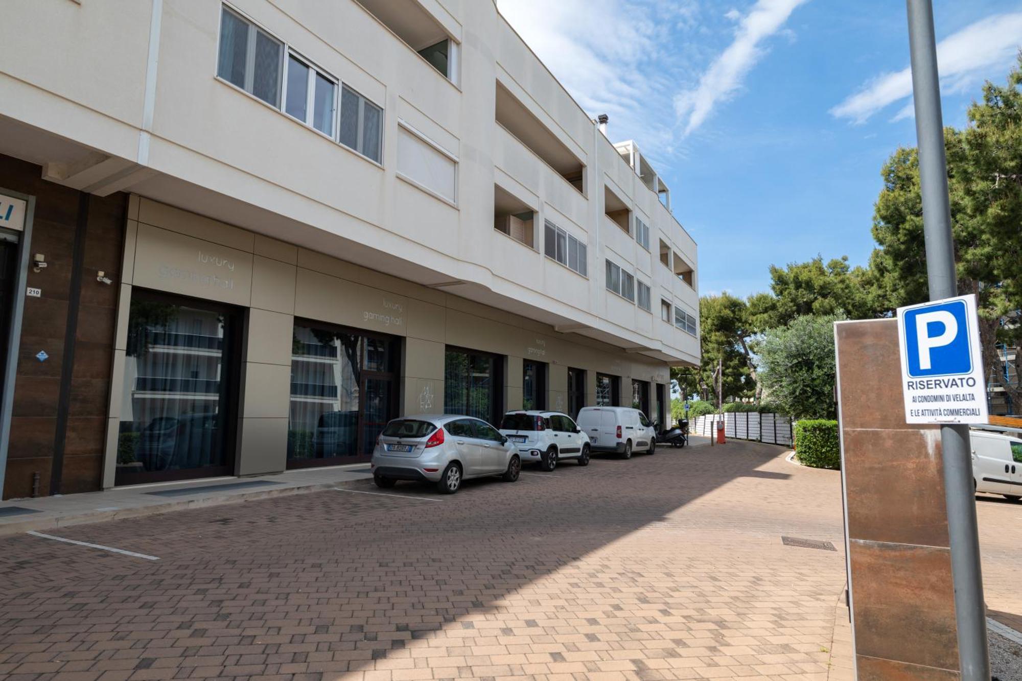 Monopoli Favolosa - Spacious 100Mq Apt. W/ Parking Extérieur photo